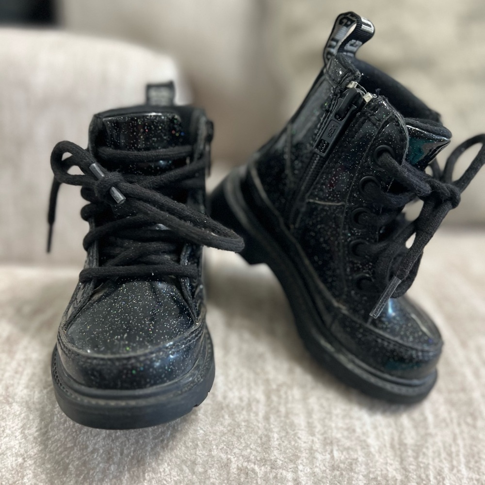 Black toddler Ugg boots.